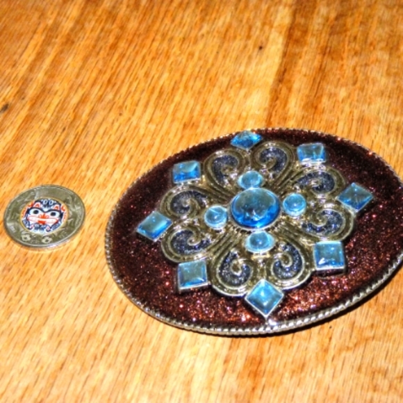 Women's belt buckle, oval blue stones, Buckles a la Mode brand - Picture 1 of 4